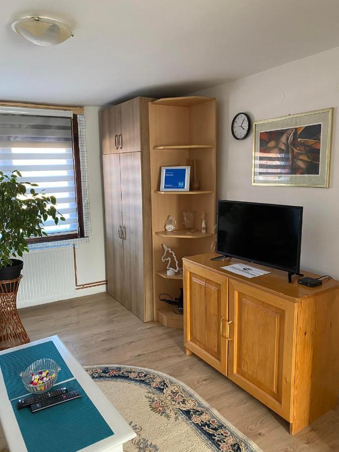 Micin Dom Apartment Pirot Luaran gambar